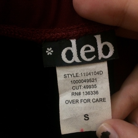 Maroon homecoming/prom dress - Picture 4 of 5